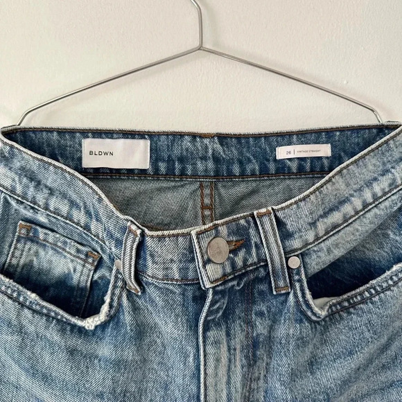 BLDWN Vintage Straight Jean in Vintage Blue. - Picture 4 of 7